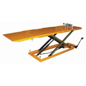 The motorcycle lift table features steel construction.